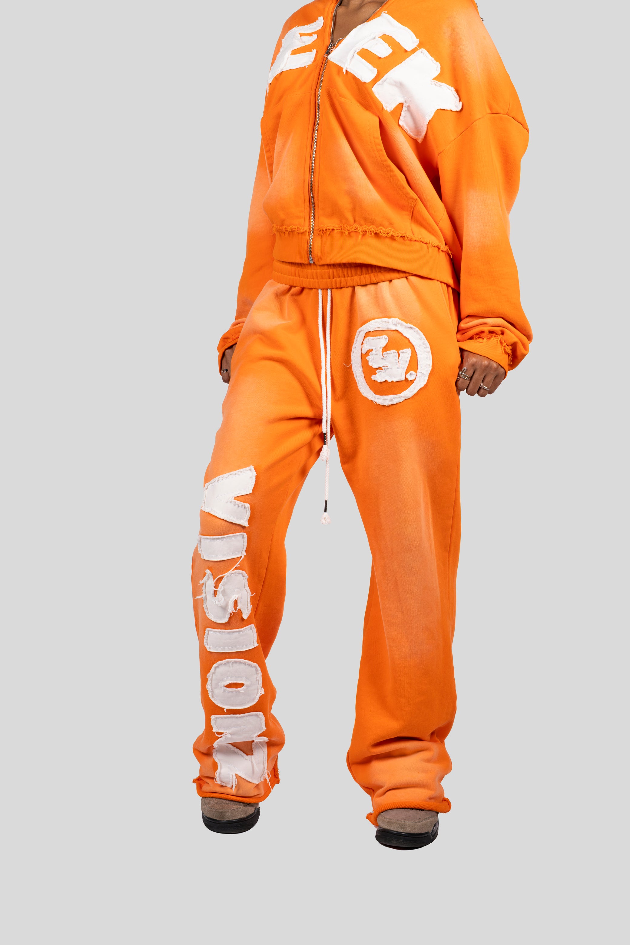 VISIONZ SWEATS